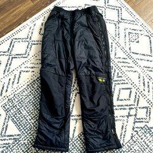 Mountain Hardware men’s snowpant